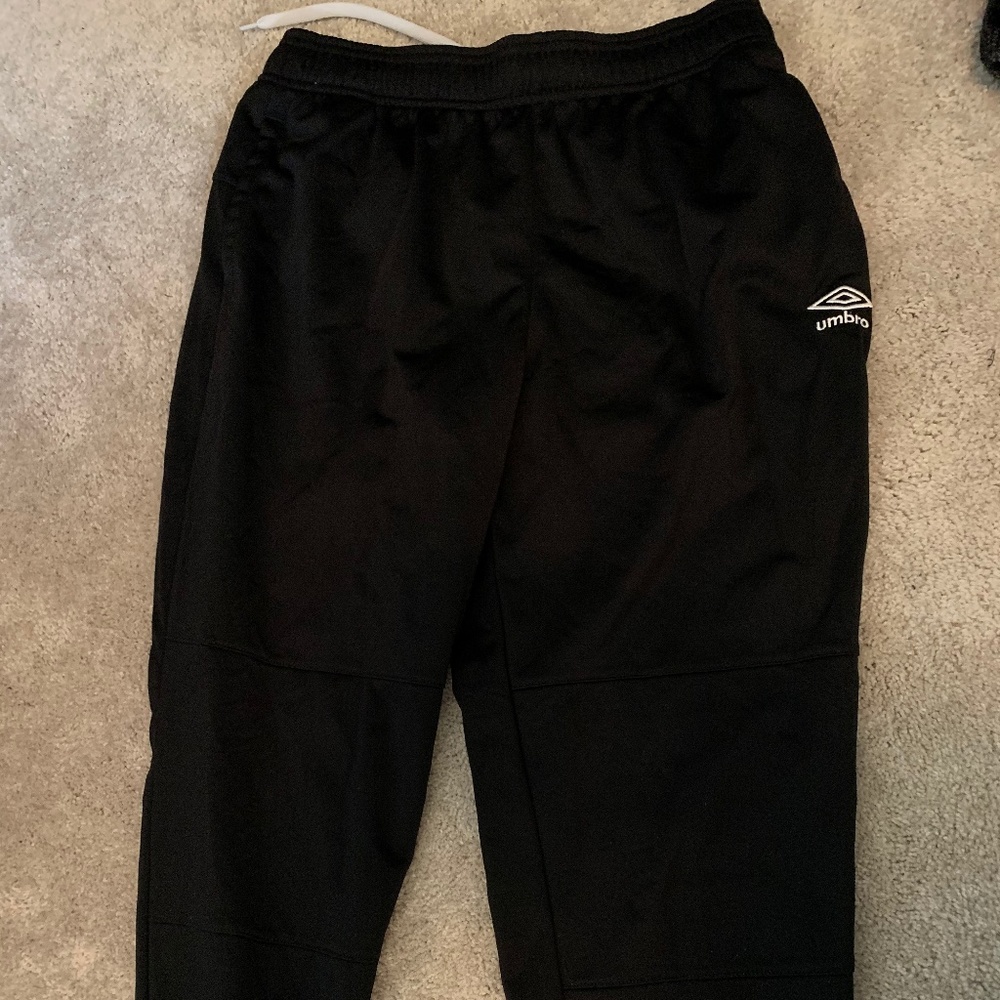UMBRO black warm up pants